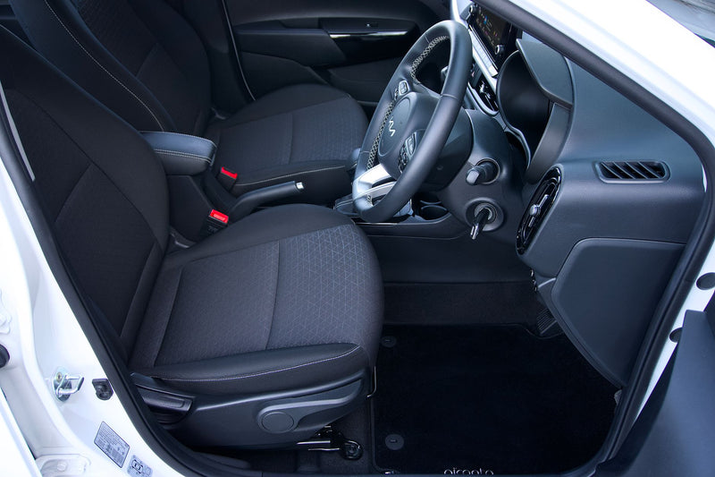 Velour vs Rubber Floor Mats — Comparison Guide by VipCarDesign