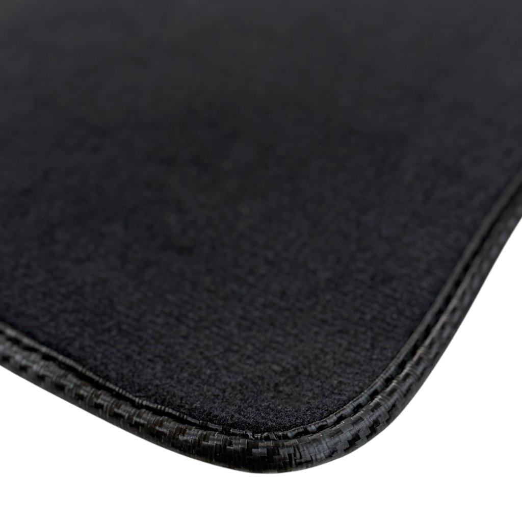 BMW 1 Series E82 (2004-2013) Custom Fit Premium Velour Floor Mats